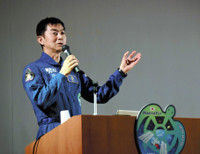 宇宙での活動、油井さん語る 矢巾で講演 2016年03月14日