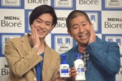 菅田将暉がビオレ新CMで“モテ裸”を披露!