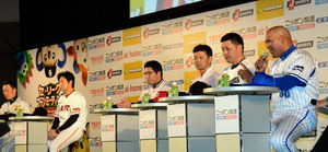 神奈川)開幕目前、セ6球団監督が「舌戦」 横浜