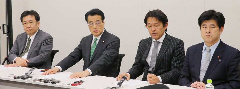 民主、イメージ一新期待 党名消え一部困惑