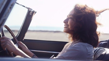 清原亜希あらため亜希、新CMで"あらゆることを乗り越えた女性"を熱演