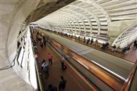 米首都の地下鉄全面運休、ケーブル緊急調査で２９時間