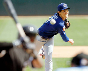 ドジャース前田 失策絡み初失点