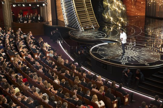 アジア系ネタの冗談、米アカデミーが謝罪 日系俳優も抗議