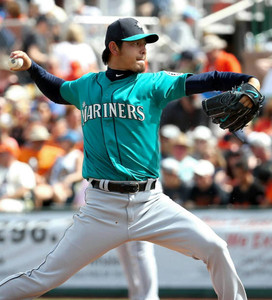 岩隈 ３度目登板は２回１／３、５失点、青木は５試合連続安打