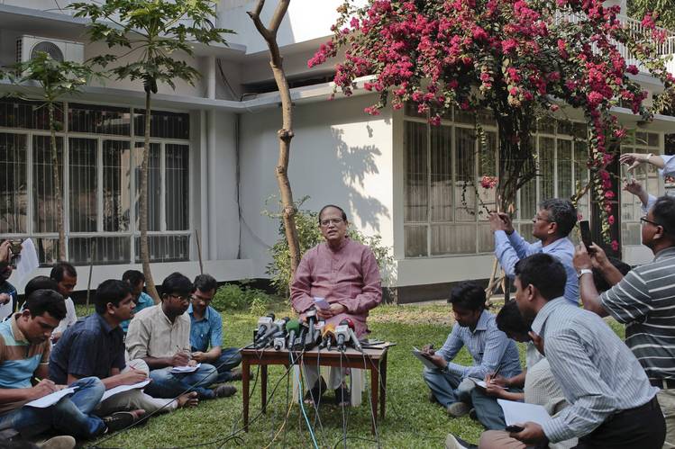 消えたバングラ中銀の外貨準備、カジノで使用か