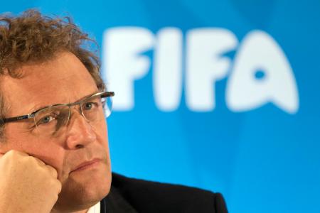 前事務局長の捜査開始 スイス当局