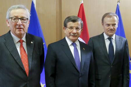 EU、難民送還でトルコと合意