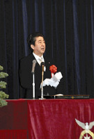 首相「海上保安官 誇り」 2016年03月20日