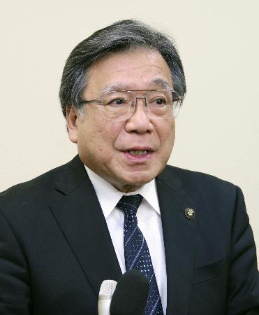 市庁舎整備「増改築案」が多数 市計画継続へ ／山梨