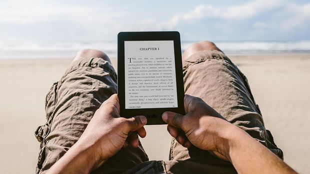 Kindleの旧モデルはすぐにアップデートが必要、Amazonが注意呼びかけ