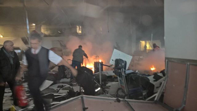 ベルギー連続テロの犠牲者、1人目の身元を確認