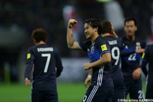 日本代表がW杯最終予選に王手…岡崎の美技弾含む5ゴールで2016年白星発進