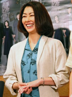 中山美穂、ド緊張&貪欲!「また舞台のお話がきますように」