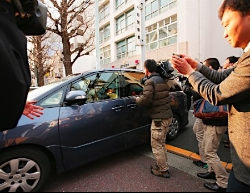 女子中学生を乗せたとみられる車両