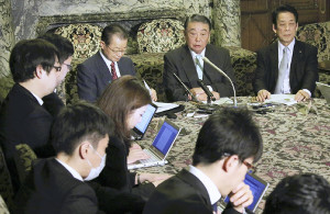 「アダムズ方式」４月７日に議長判断