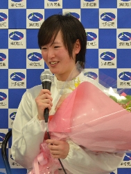 ＜藤田菜七子騎手＞初勝利ゼッケン持ち去った男逮捕