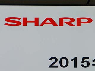 UPDATE 1-鴻海がシャープ買収を決定、増資1000億円減 有機ELに注力