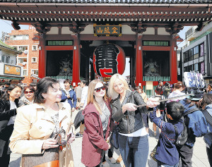 「民泊」、手探りの本格スタート…期待と不安 2016年03月31日 15時05分