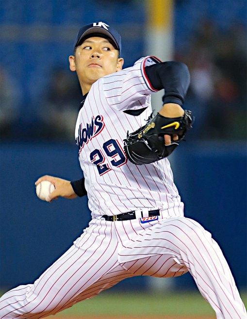 最高裁に赤スプレー＝器物損壊容疑で男逮捕－警視庁