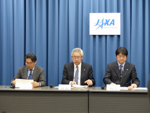 【レポート】X線天文衛星「ひとみ」との通信は回復せず、衛星が回転している可能性も