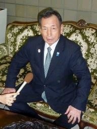都知事選運動員に１００万円超 本人は関与否定