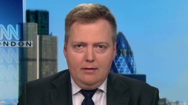 アイスランド首相辞任、憤る国民 パナマ文書に資産隠し疑惑