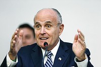 元NY市長がトランプ氏支持