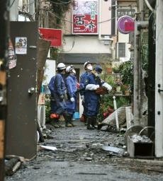 新宿ゴールデン街３棟延焼 昭和の長屋店舗焼けた