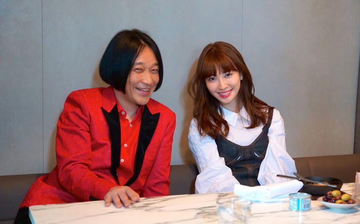 背伸びした永野が小嶋陽菜をエスコート「うまくいかない感じが今年一番面白い」