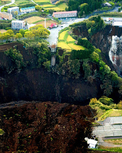 熊本で震度6強の「本震」 死者計25人、阪神大震災級