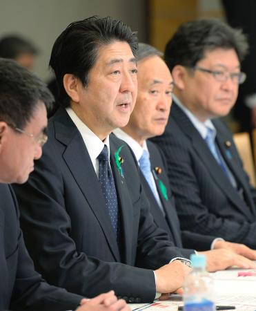 安倍首相、対策本部できめ細かな支援を指示