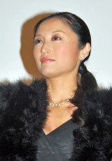 井上晴美、「人生再出発どうやって…」 被災地の窮状つづる