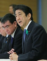 政府、米軍の空輸支援受け入れ＝被災者支援へ実務チーム－熊本地震