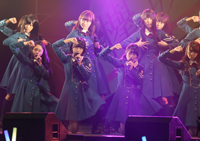 欅坂４６が握手会、ライブで「足ガクガク」＝デビュー曲の記録「乃木坂４６のおかげ」