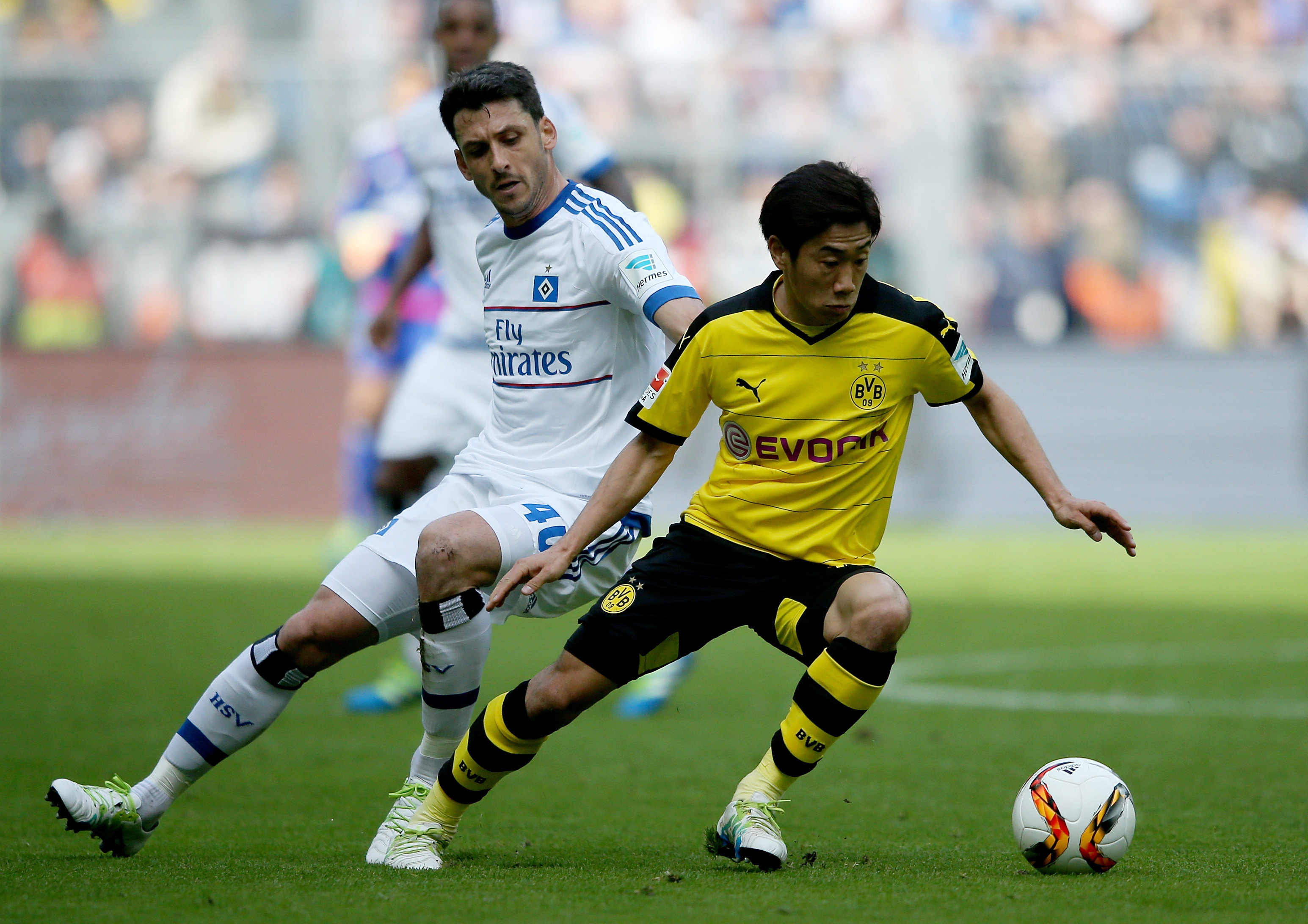 ドルトムントが9人のHSVに快勝 香川&酒井高徳フル出場