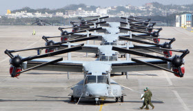 熊本地震で米軍支援受け入れ オスプレイで物資輸送