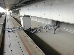 九州新幹線「再開見通せず」…損傷１００か所 2016年04月17日 23時10分