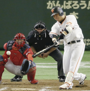 巨人２―１広島（１７日） 村田が勝ち越し打