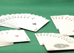 裏カジノ 入店する方法と店内の様子を紹介