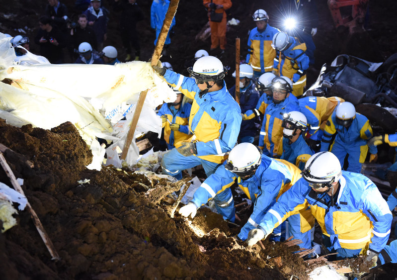 熊本地震:南阿蘇で1人の死亡確認、犠牲者43人に
