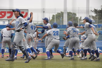 東大が明大破る