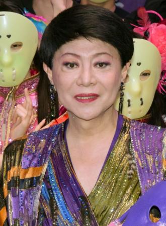 美川憲一、熊本地震を心配「何かできたら」 (東京都)
