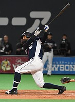 メヒア、粘って走者一掃=5番的中、計6打点-プロ野球・西武