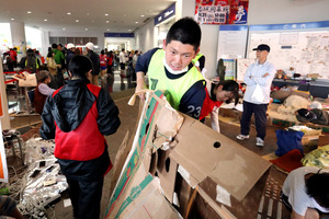 熊本に大雨、29万人に避難指示など 閉鎖の避難所も