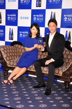 井上真央、大好きなお酒を「ほぼ毎日飲んでいます。おじさんみたい……」