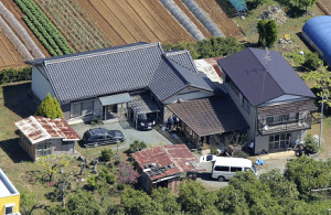 家族4人死傷、長男を殺人未遂容疑で逮捕…浜松 2016年04月22日 10時30分