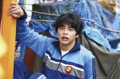 東出昌大、ダサくてさえないヘタレ姿!コメディー初挑戦