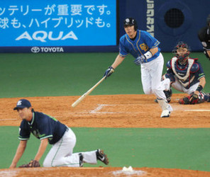 中日猛打１１点で４連勝 荒木け