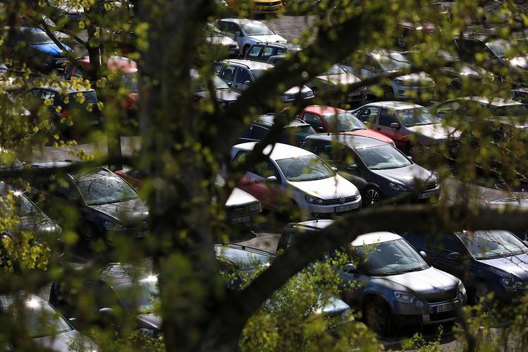 独自動車大手５社、６３万台リコール ソフト搭載問題視